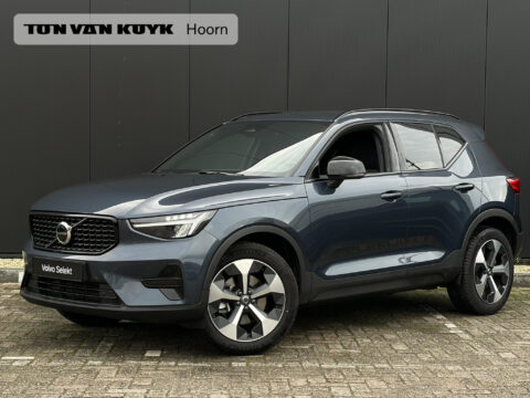 Volvo XC40 2.0 B4 Plus Dark