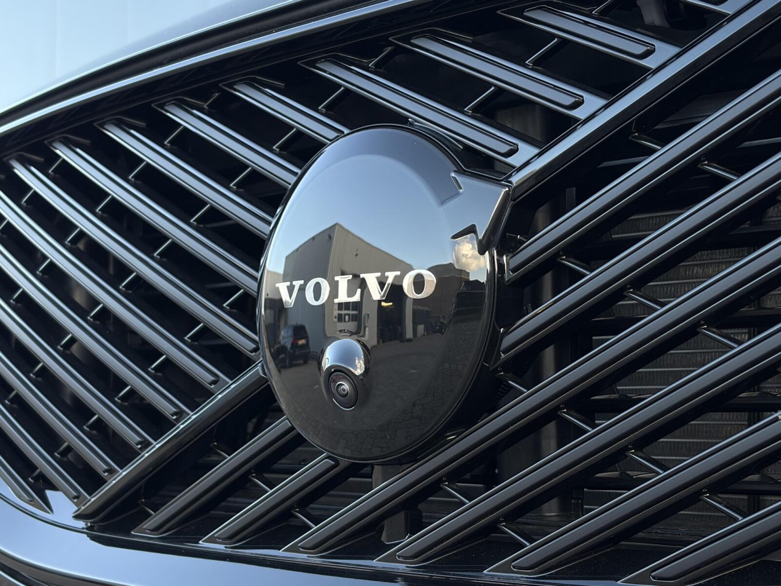 Volvo XC60 - Foto 24