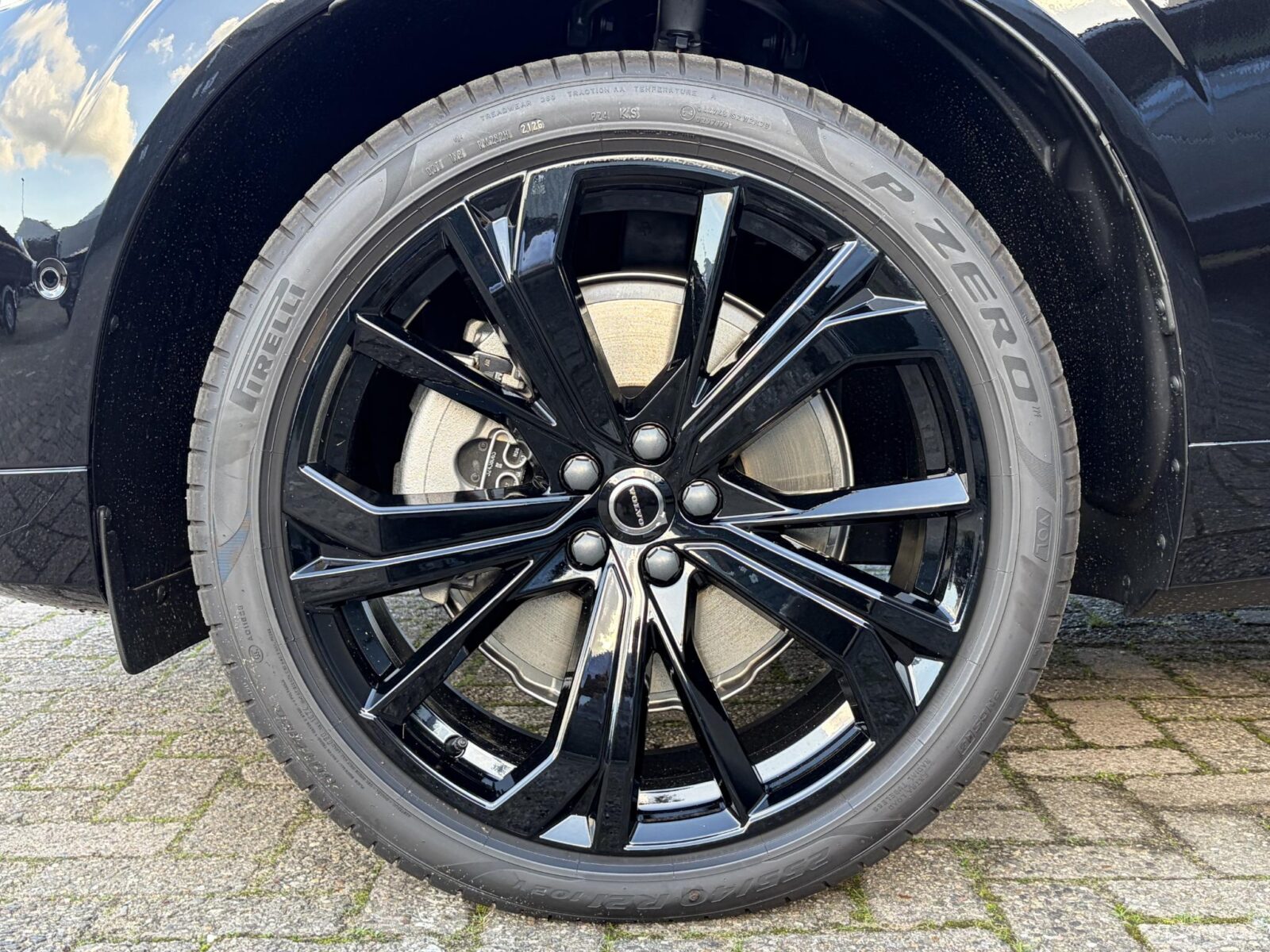 Volvo XC60 - Foto 26