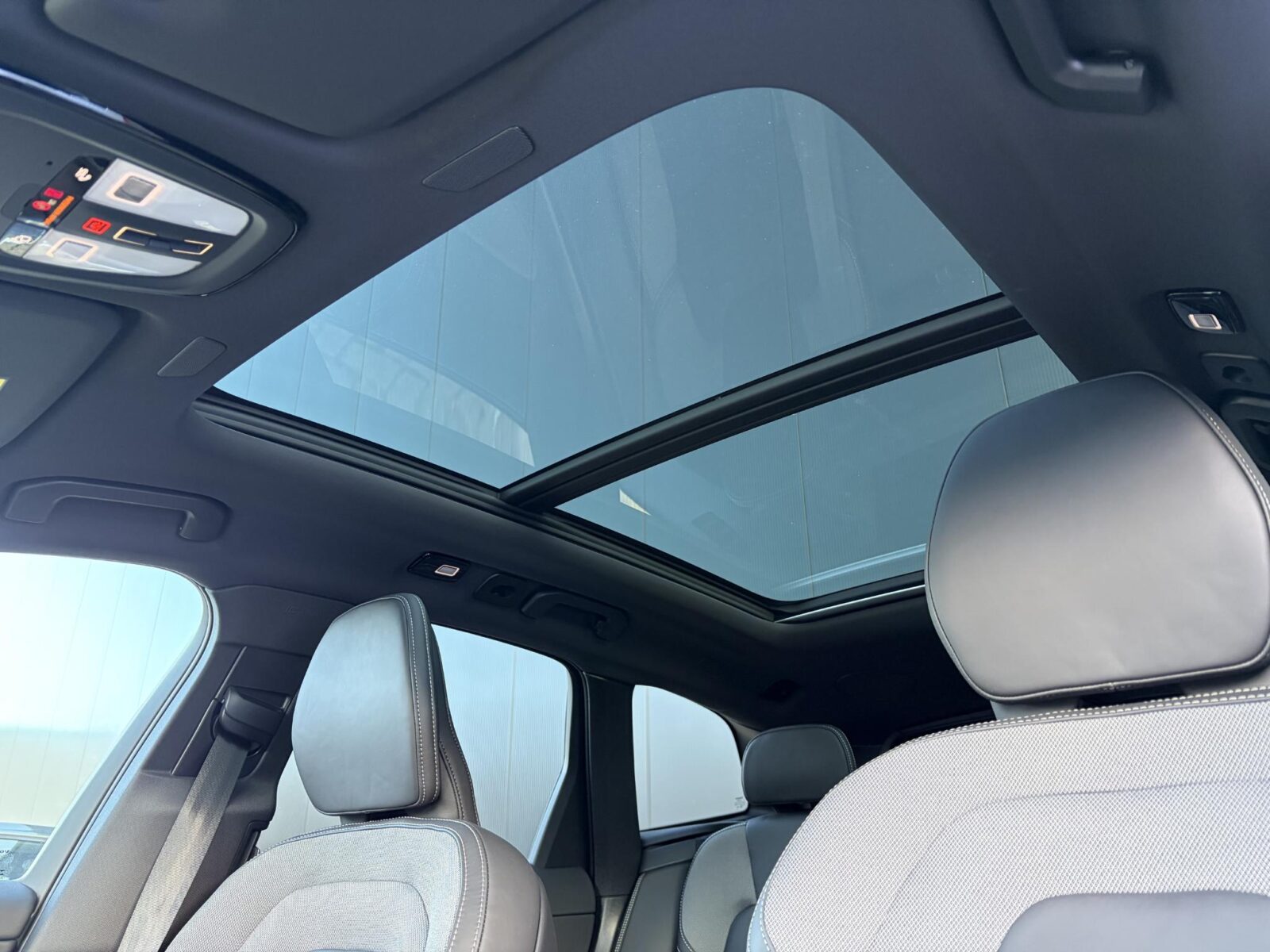 Volvo XC60 - Foto 8