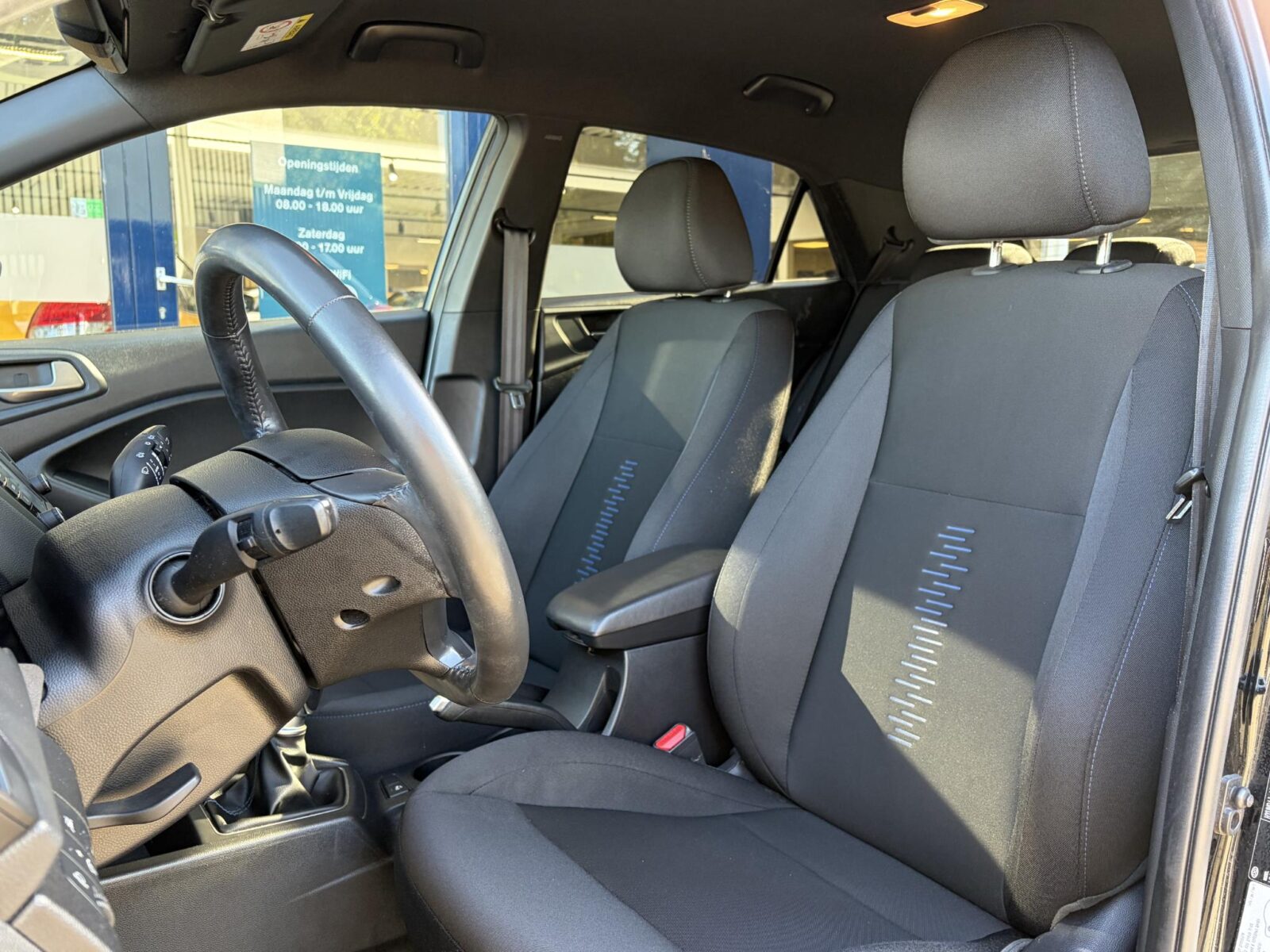 Hyundai i20 - Foto 12