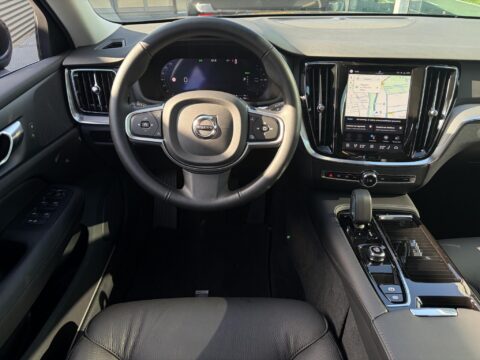 Volvo V60 2.0 T6 Plug-in hybrid AWD Essential Bright