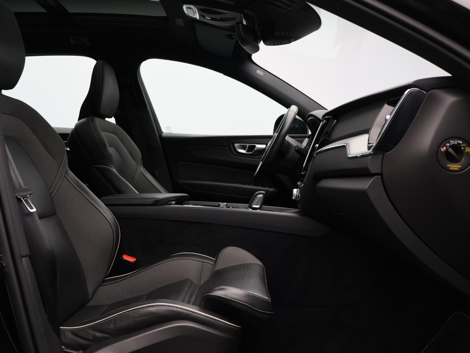 Volvo XC60 - Foto 10