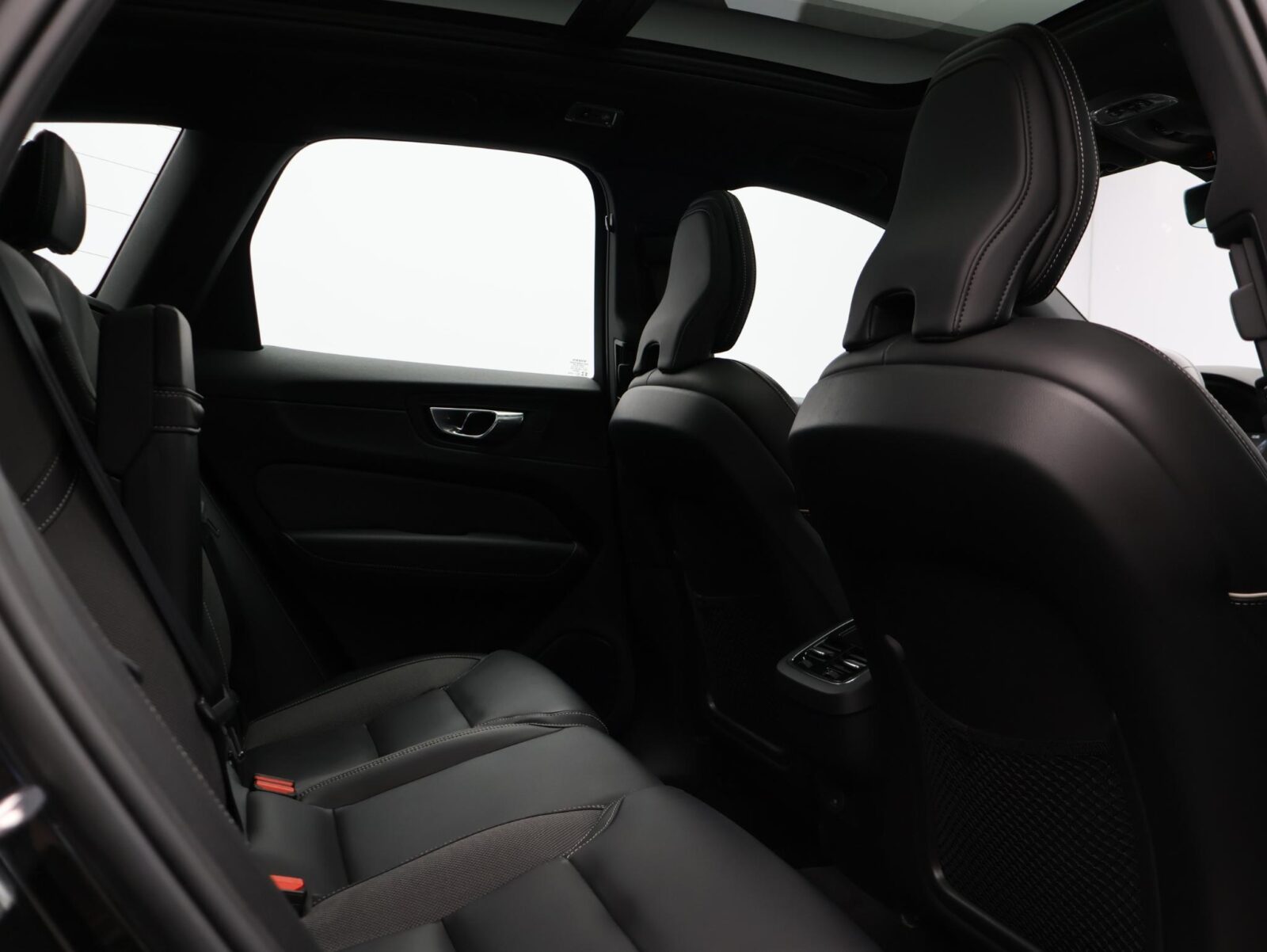 Volvo XC60 - Foto 11