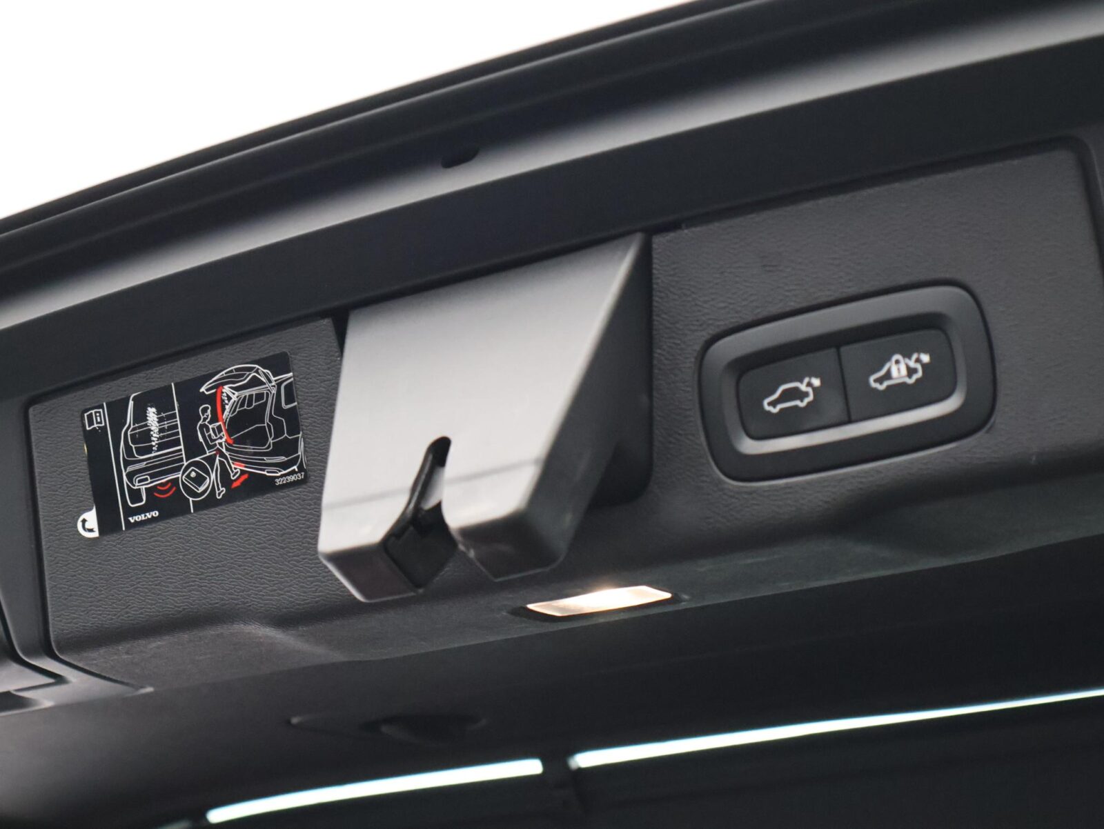 Volvo XC60 - Foto 16
