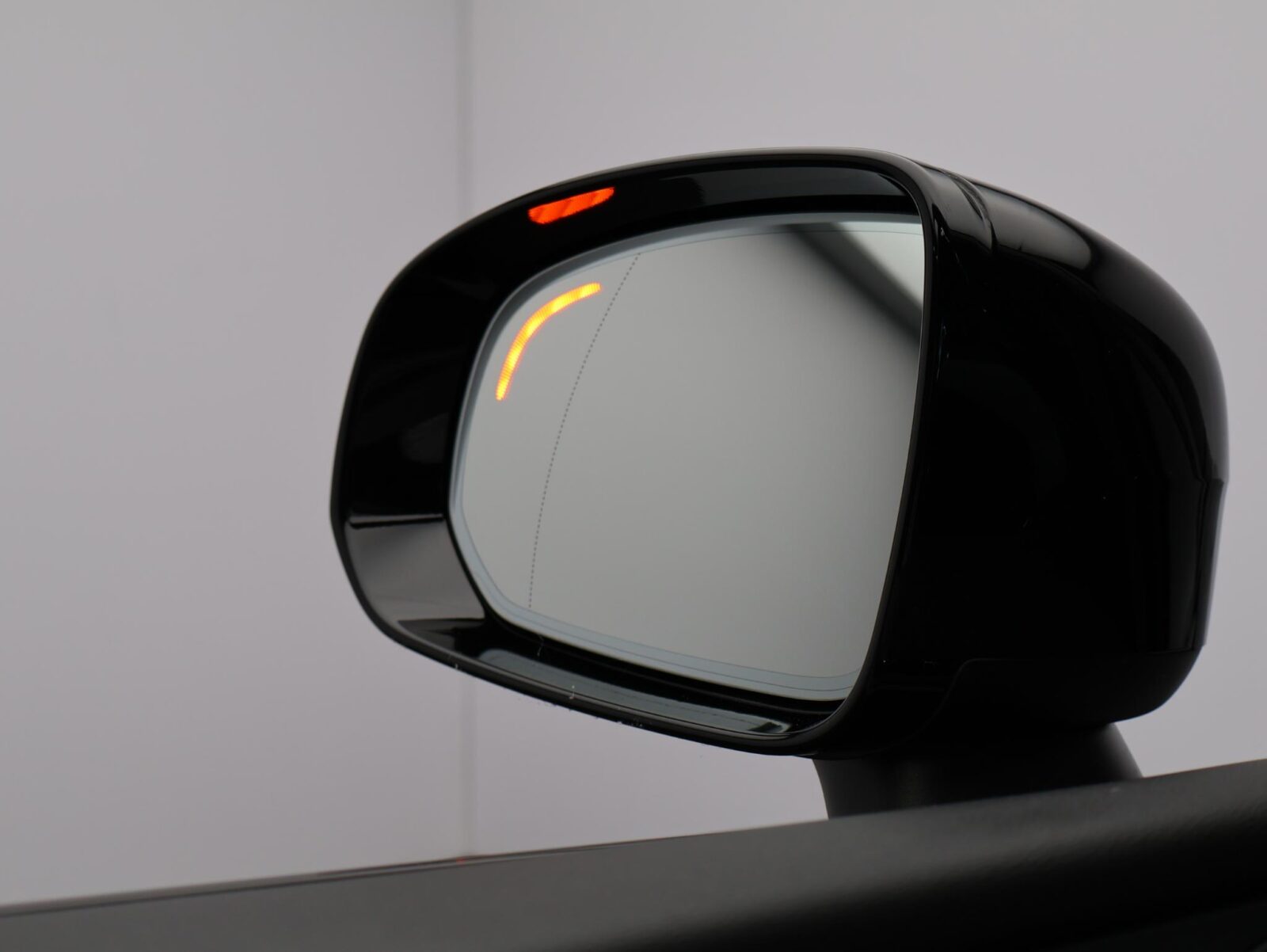 Volvo XC60 - Foto 19