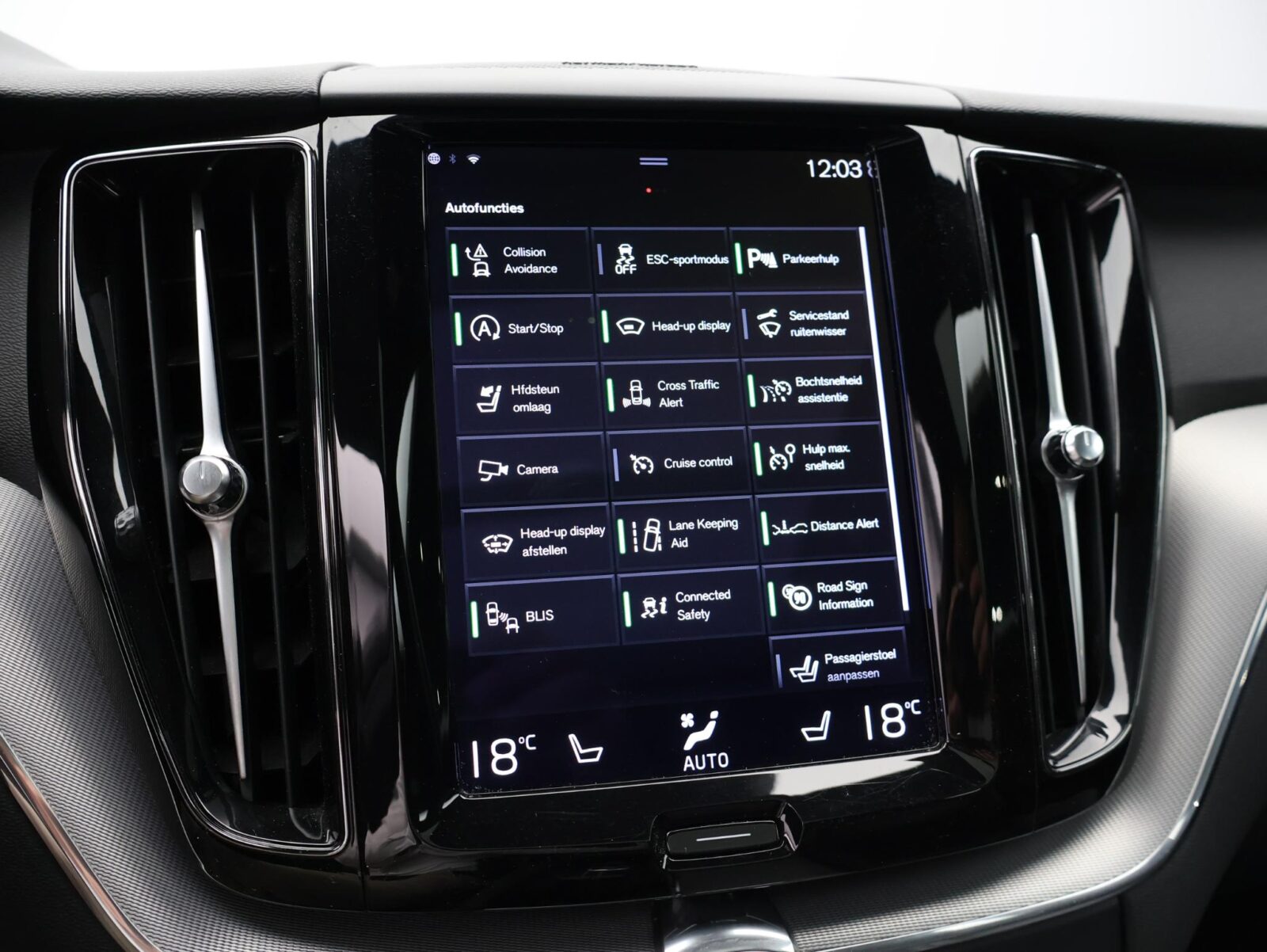 Volvo XC60 - Foto 21