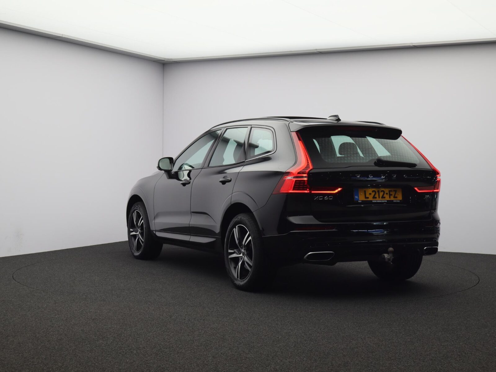 Volvo XC60 - Foto 28