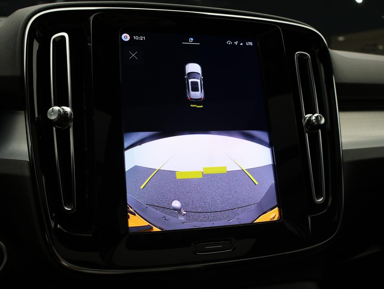 Volvo XC40 - Foto 18