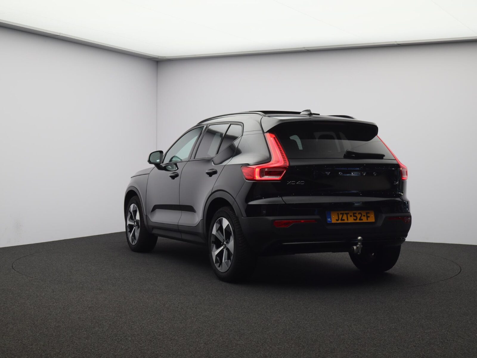 Volvo XC40 - Foto 22