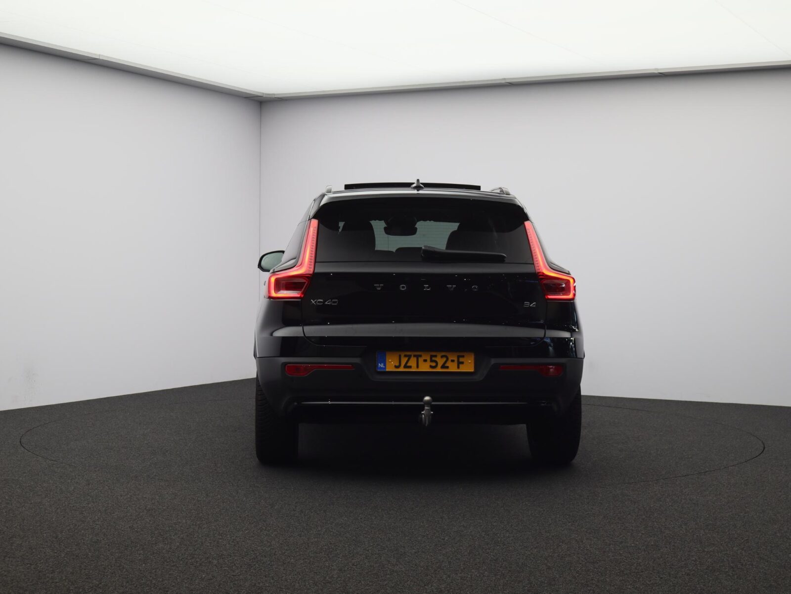 Volvo XC40 - Foto 23
