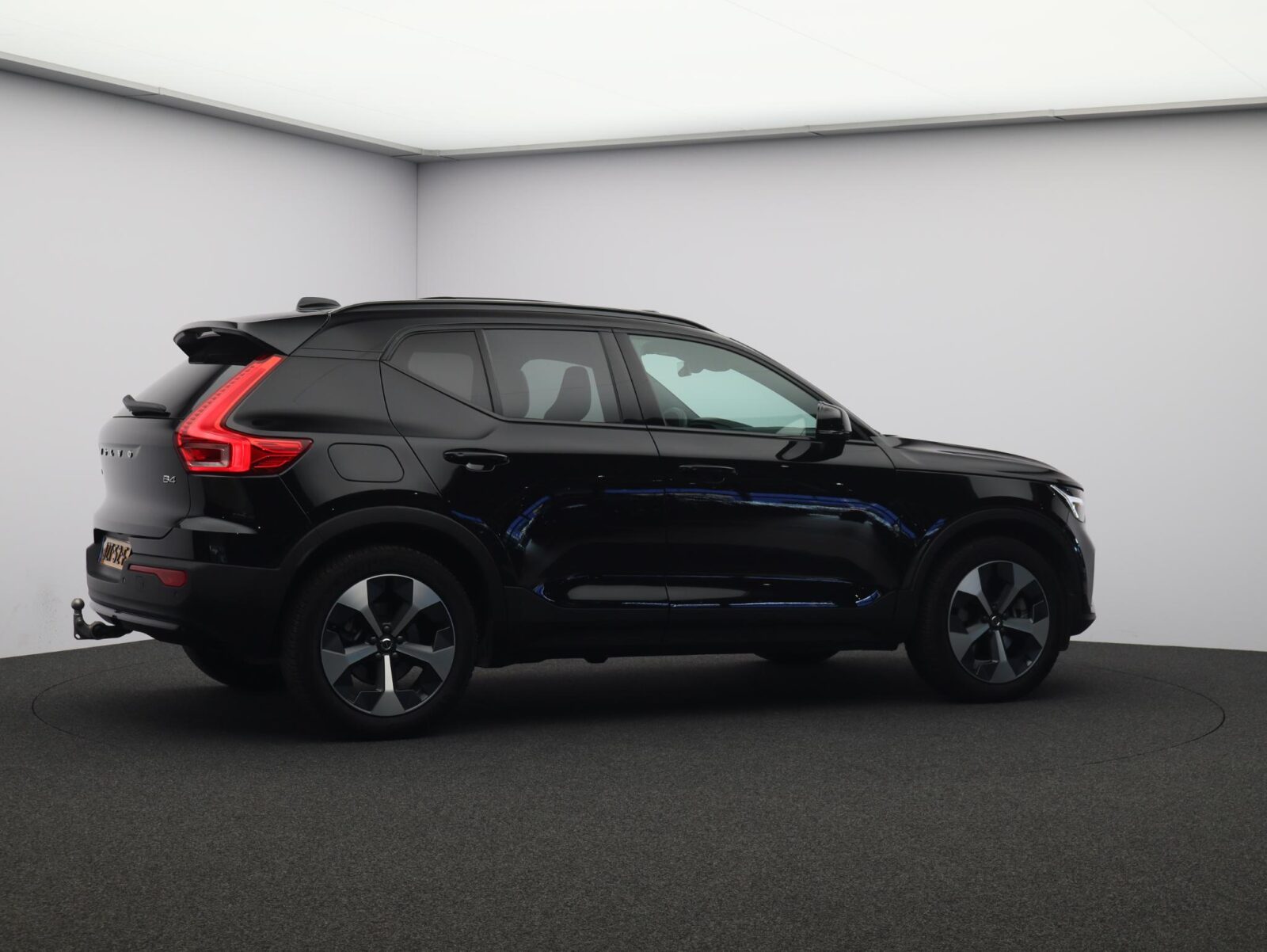 Volvo XC40 - Foto 25
