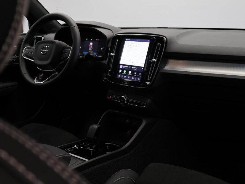Volvo XC40 - Foto 3