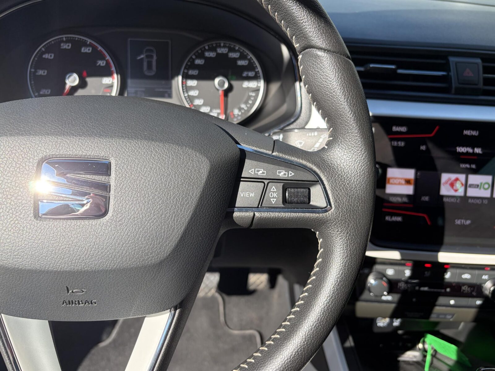 SEAT Arona - Foto 23