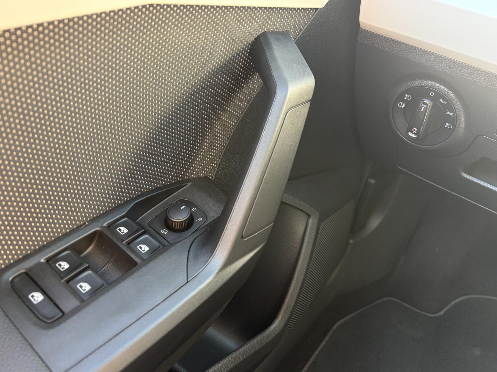SEAT Arona - Foto 33