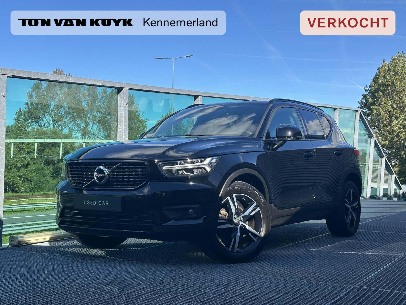 Volvo XC40 - Foto 1