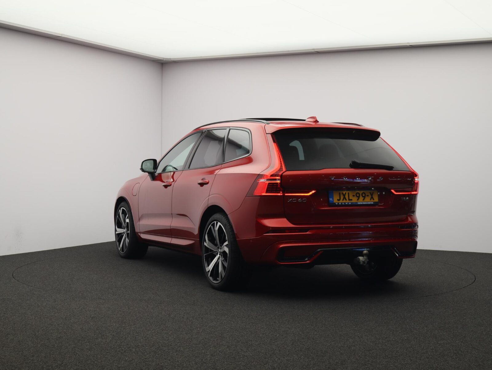 Volvo XC60 - Foto 33