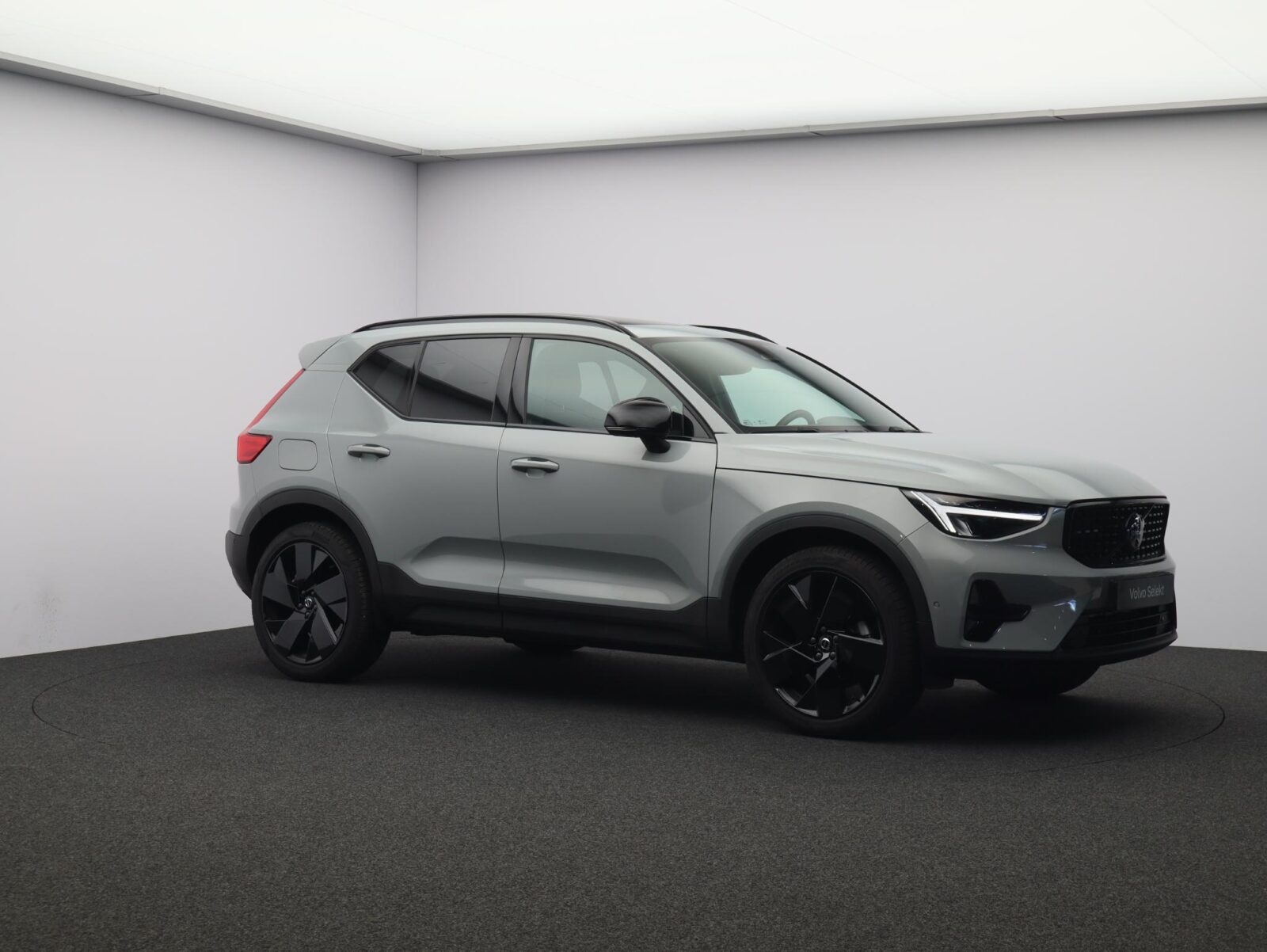 Volvo XC40 - Foto 24