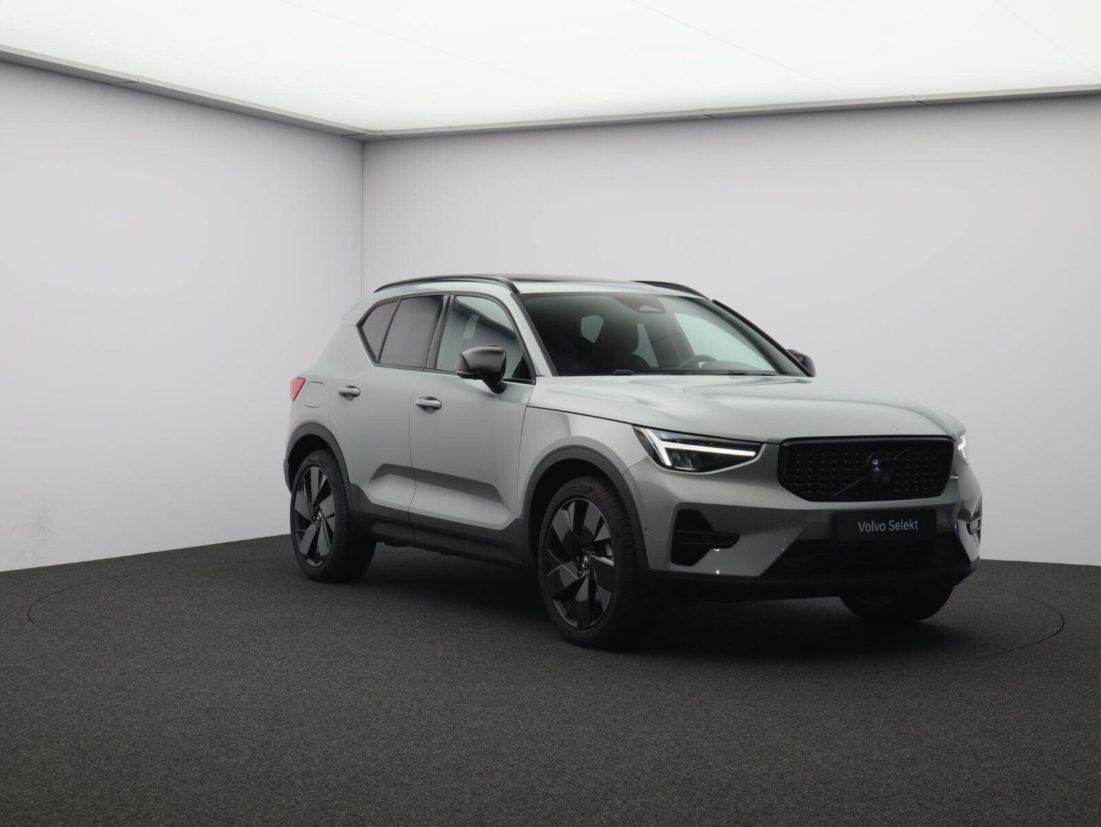 Volvo XC40 - Foto 25