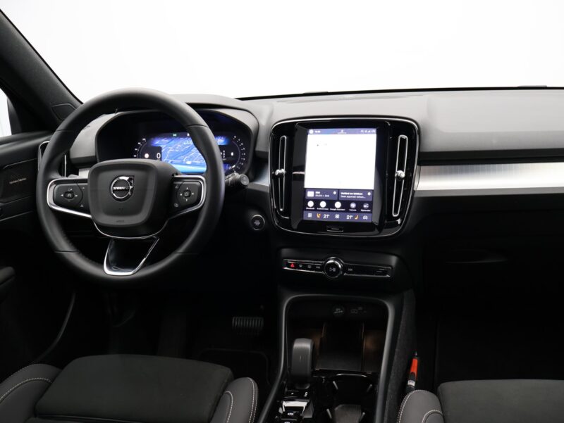 Volvo XC40 - Foto 3