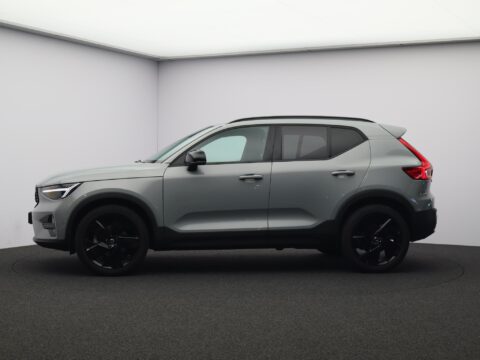 Volvo XC40 2.0 B4 Plus Black Edition