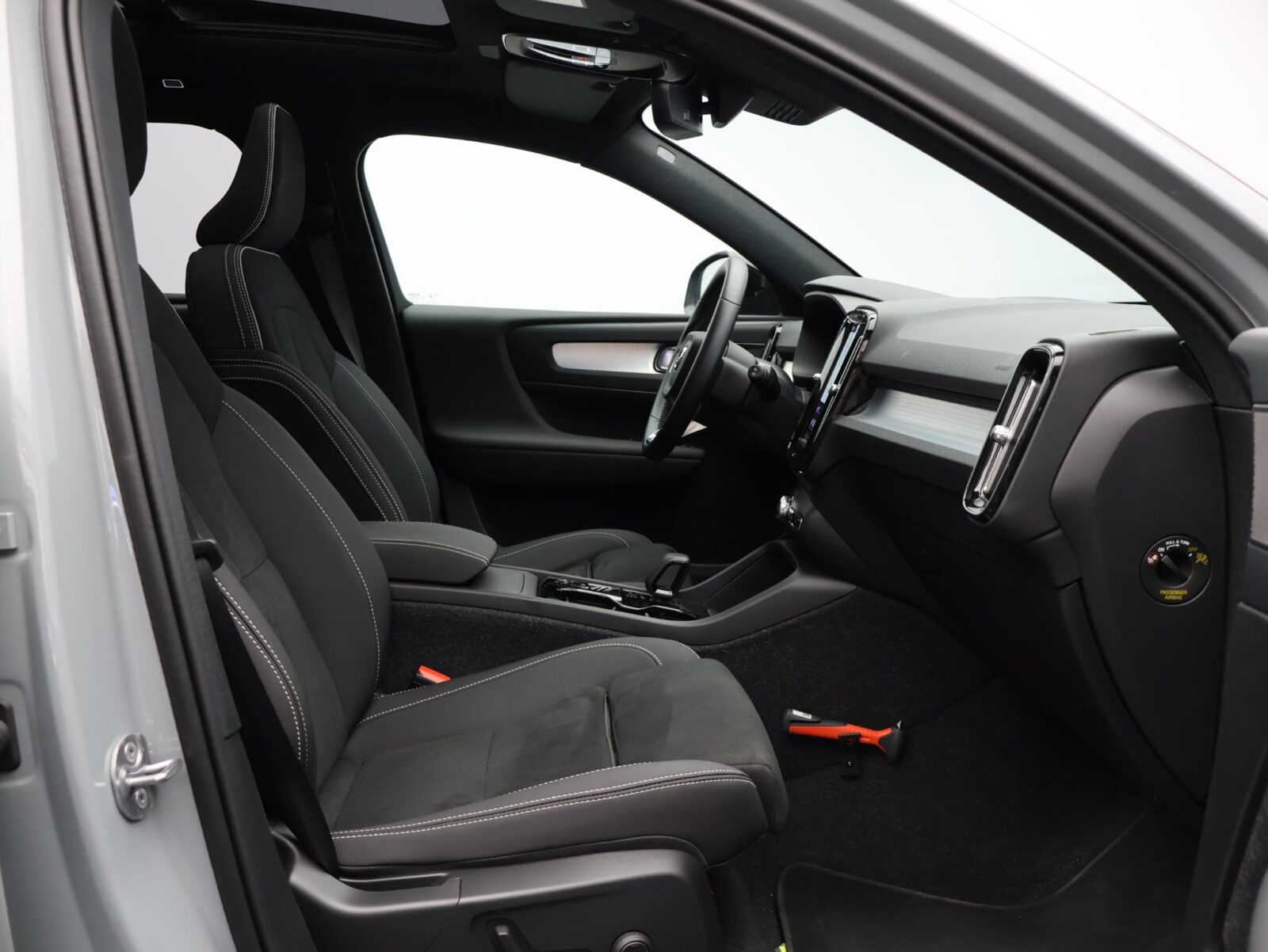 Volvo XC40 - Foto 8