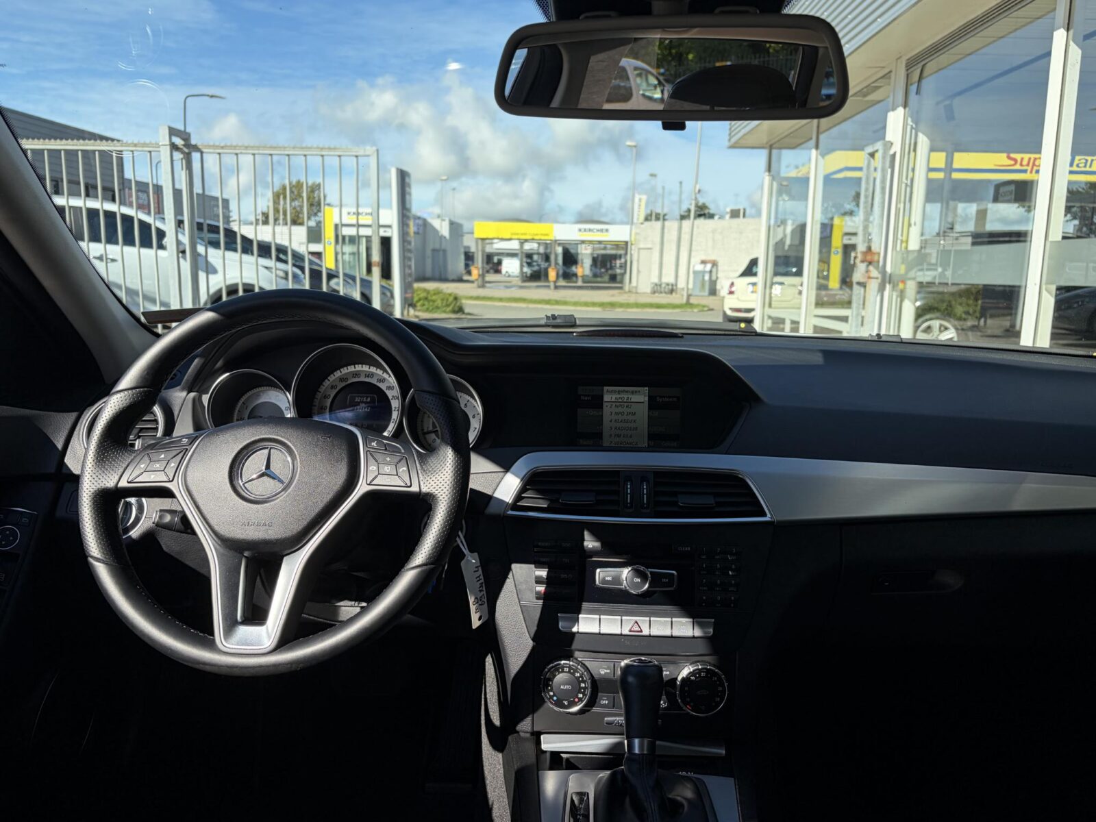 Mercedes-Benz C-Klasse - Foto 15