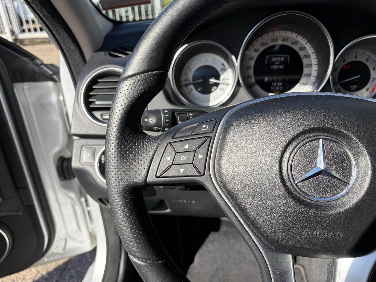 Mercedes-Benz C-Klasse - Foto 20