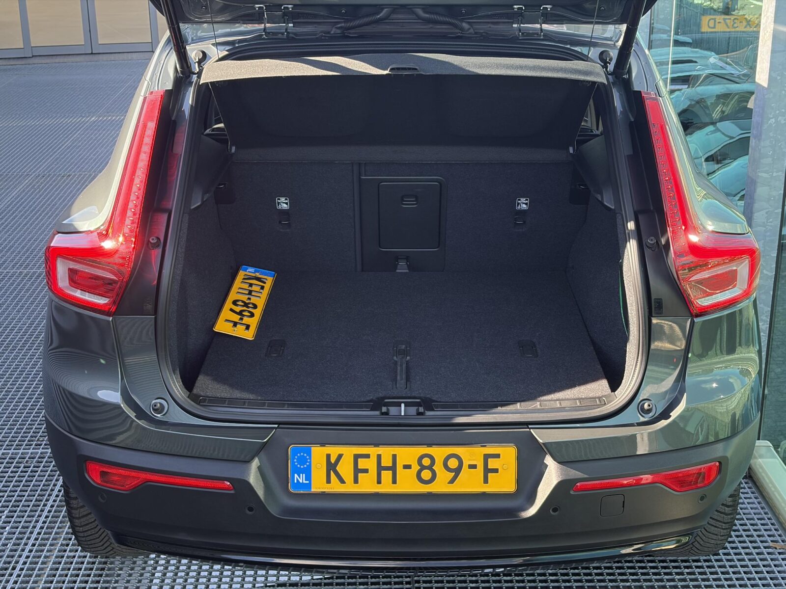 Volvo XC40 - Foto 11