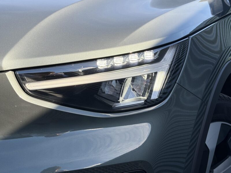 Volvo XC40 - Foto 5