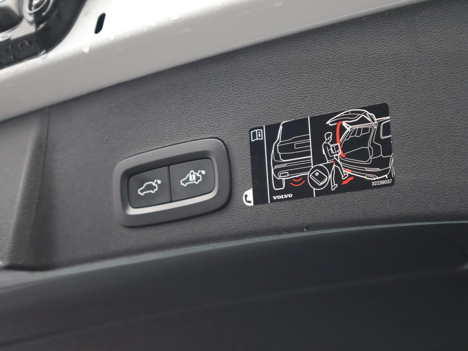 Volvo XC40 - Foto 21