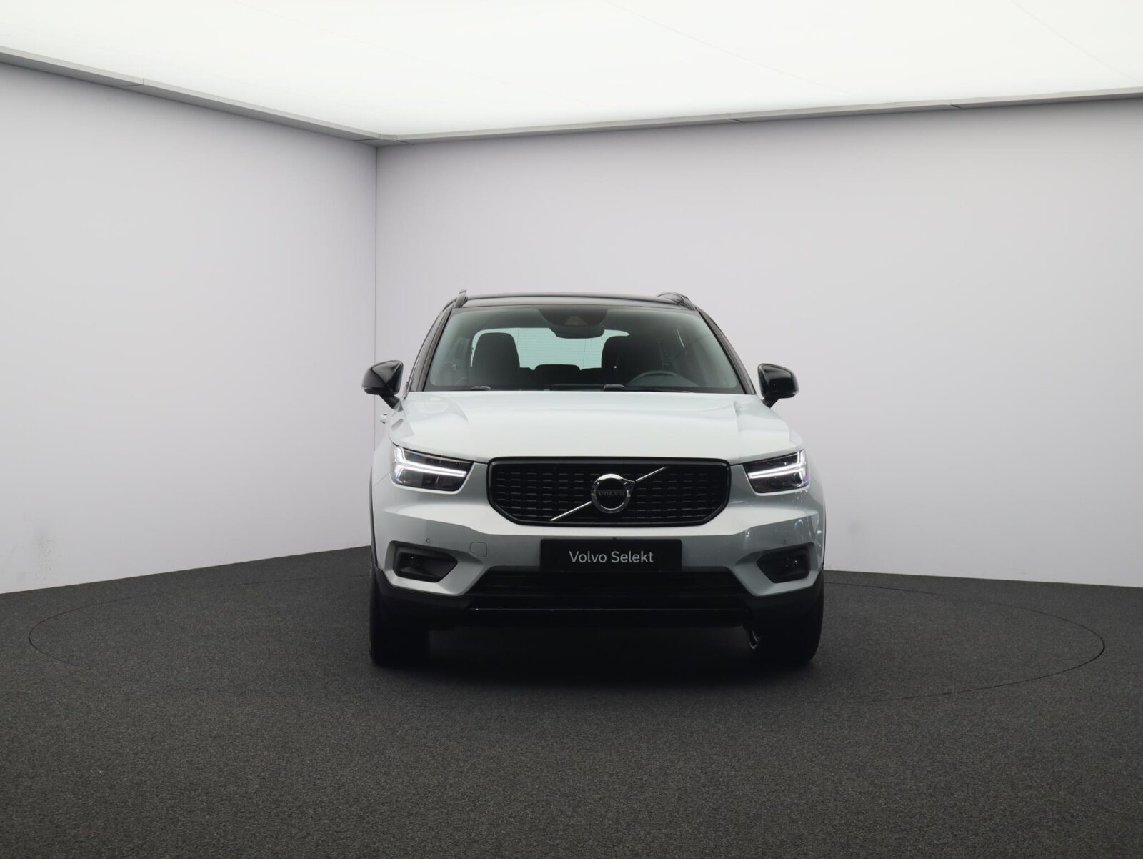 Volvo XC40 - Foto 34