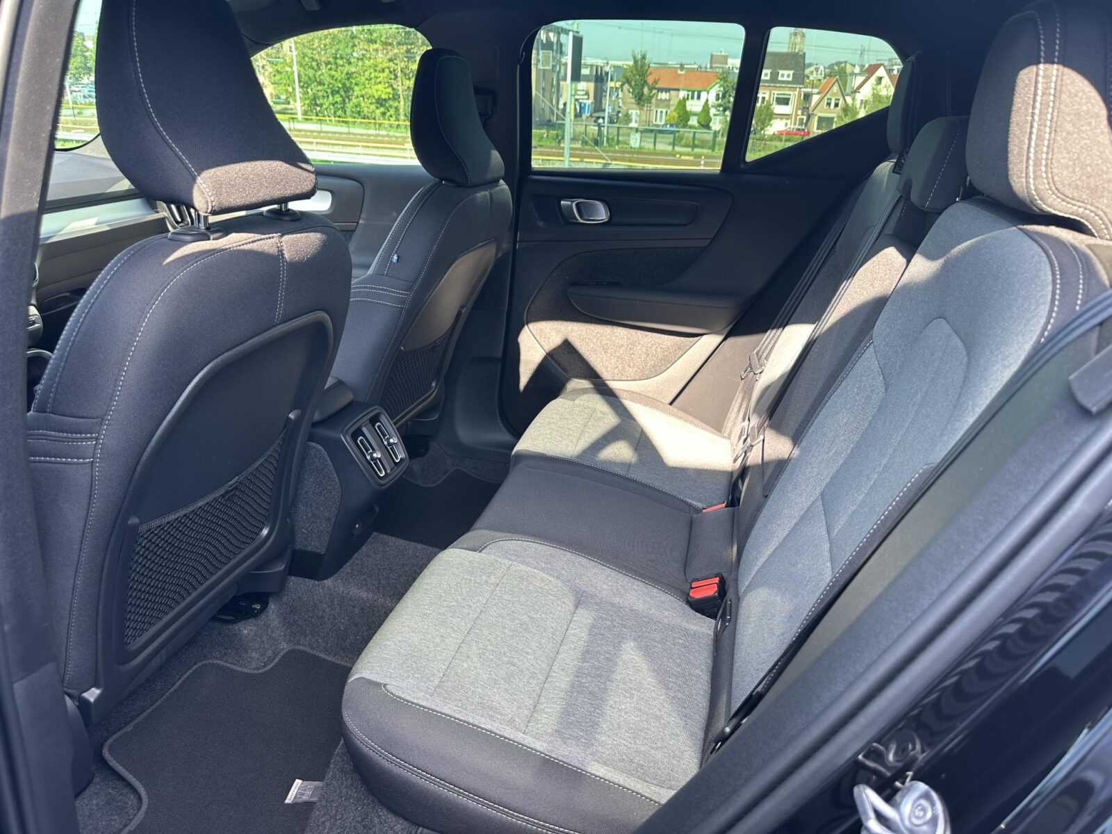 Volvo XC40 - Foto 14