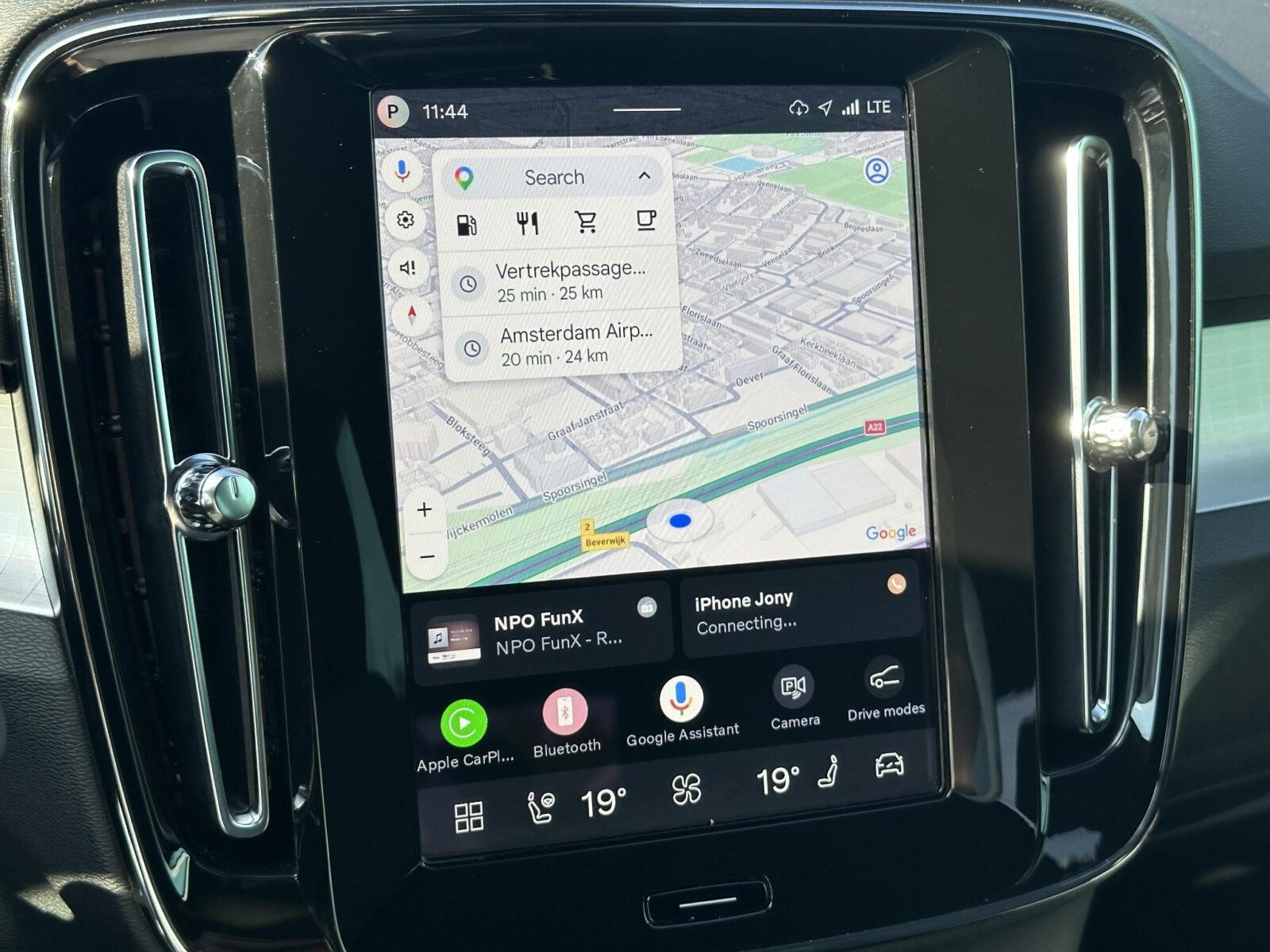 Volvo XC40 - Foto 18