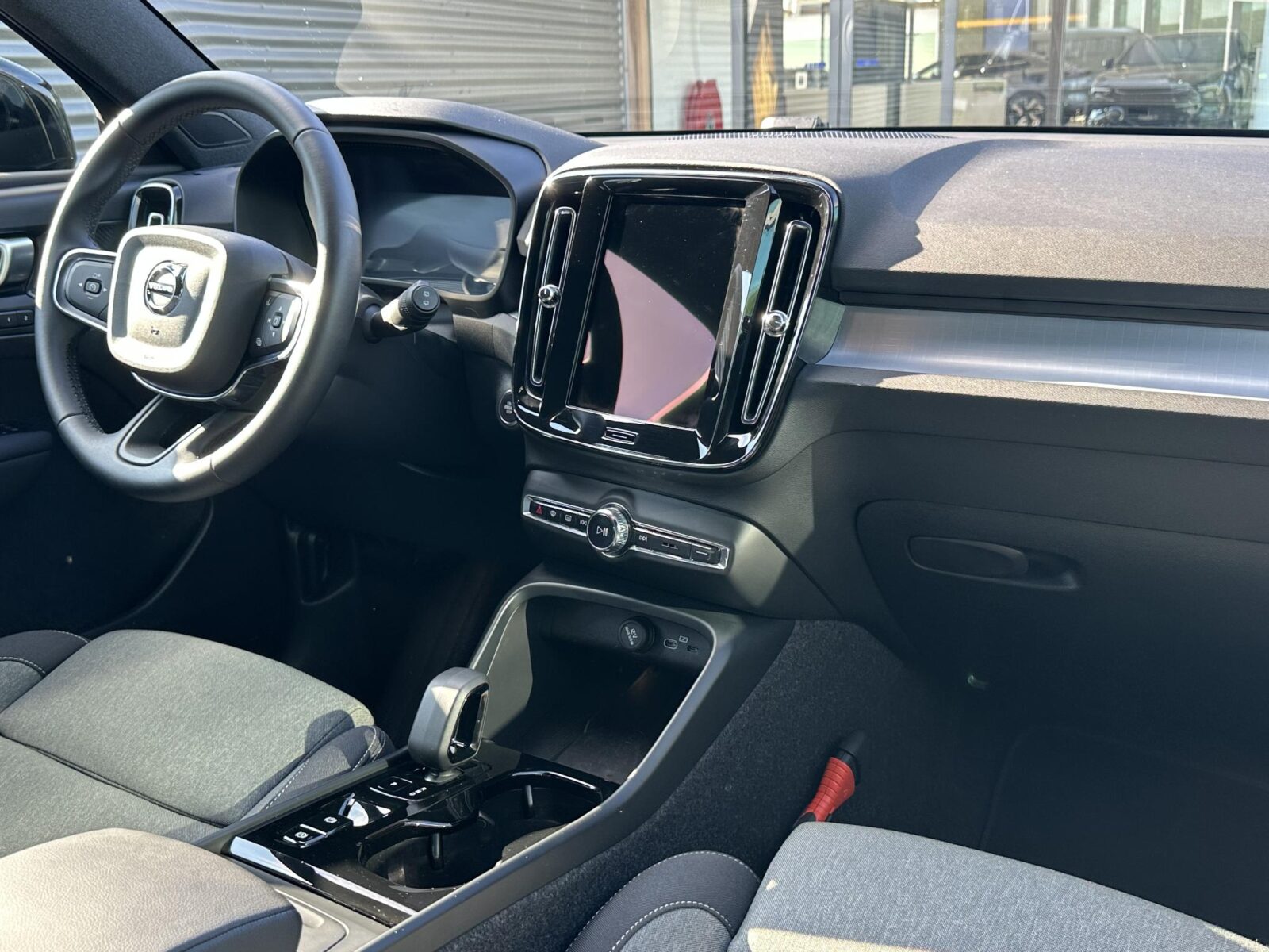Volvo XC40 - Foto 2