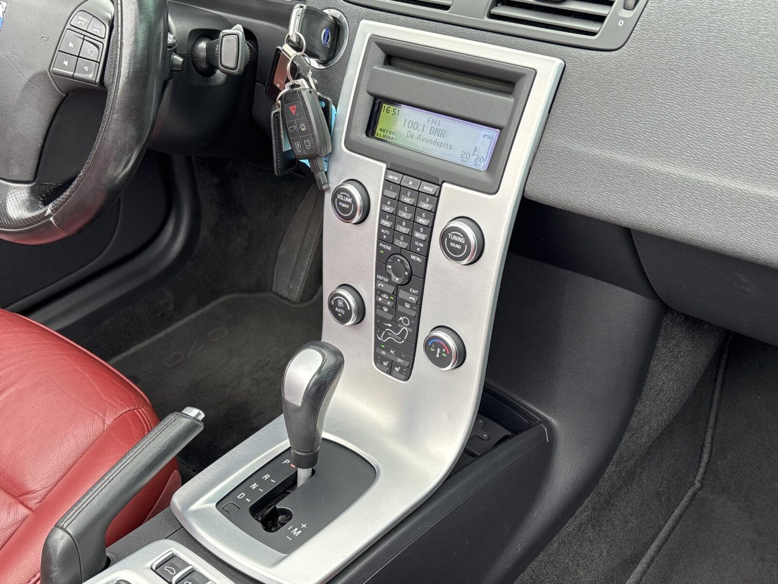 Volvo C70 - Foto 20