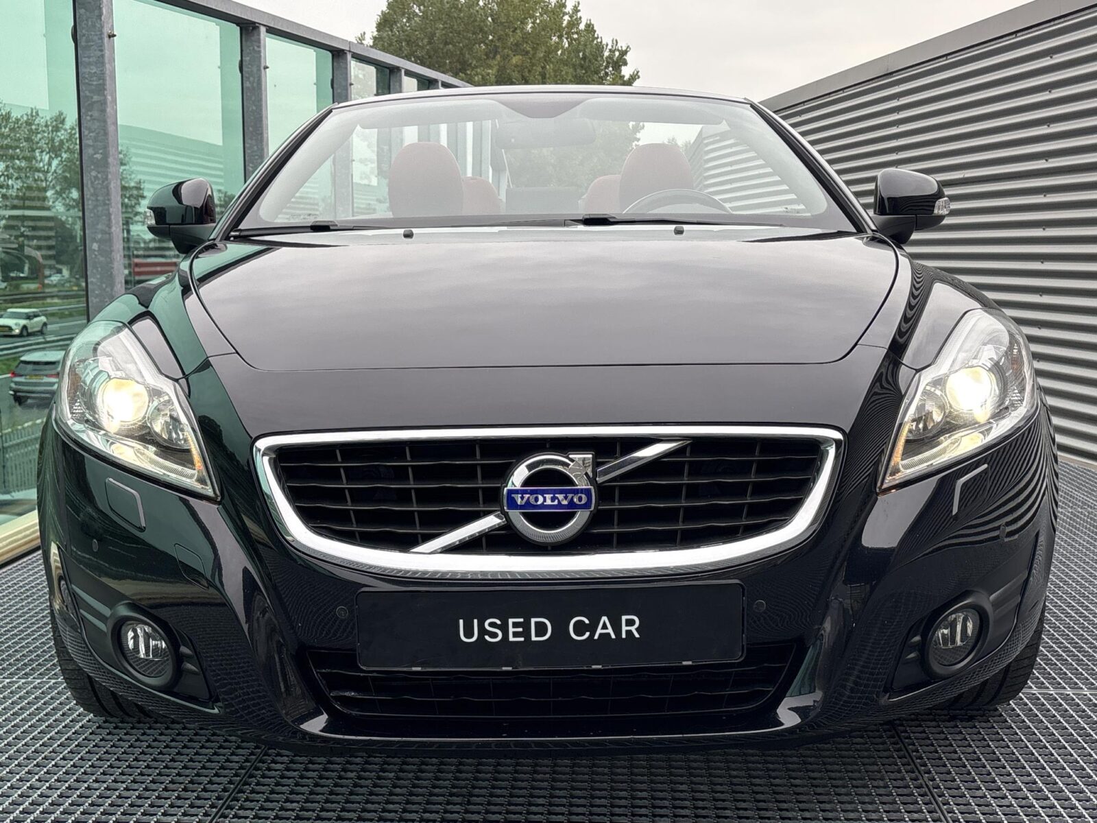 Volvo C70 - Foto 23