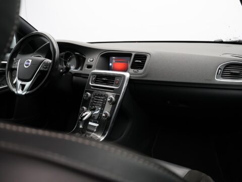 Volvo V60 2.0 T4 190PK Business Sport
