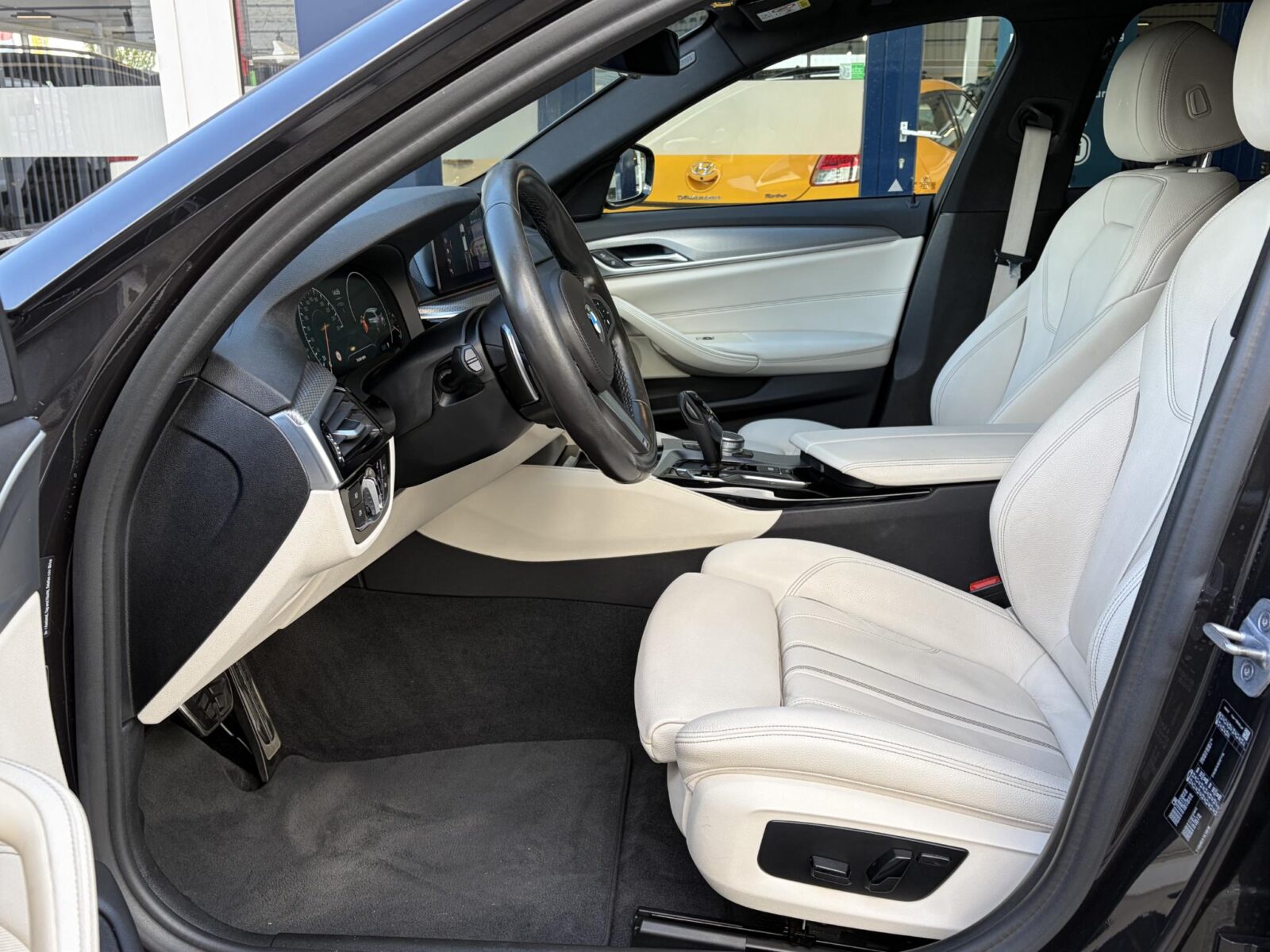 BMW 5 Serie - Foto 17