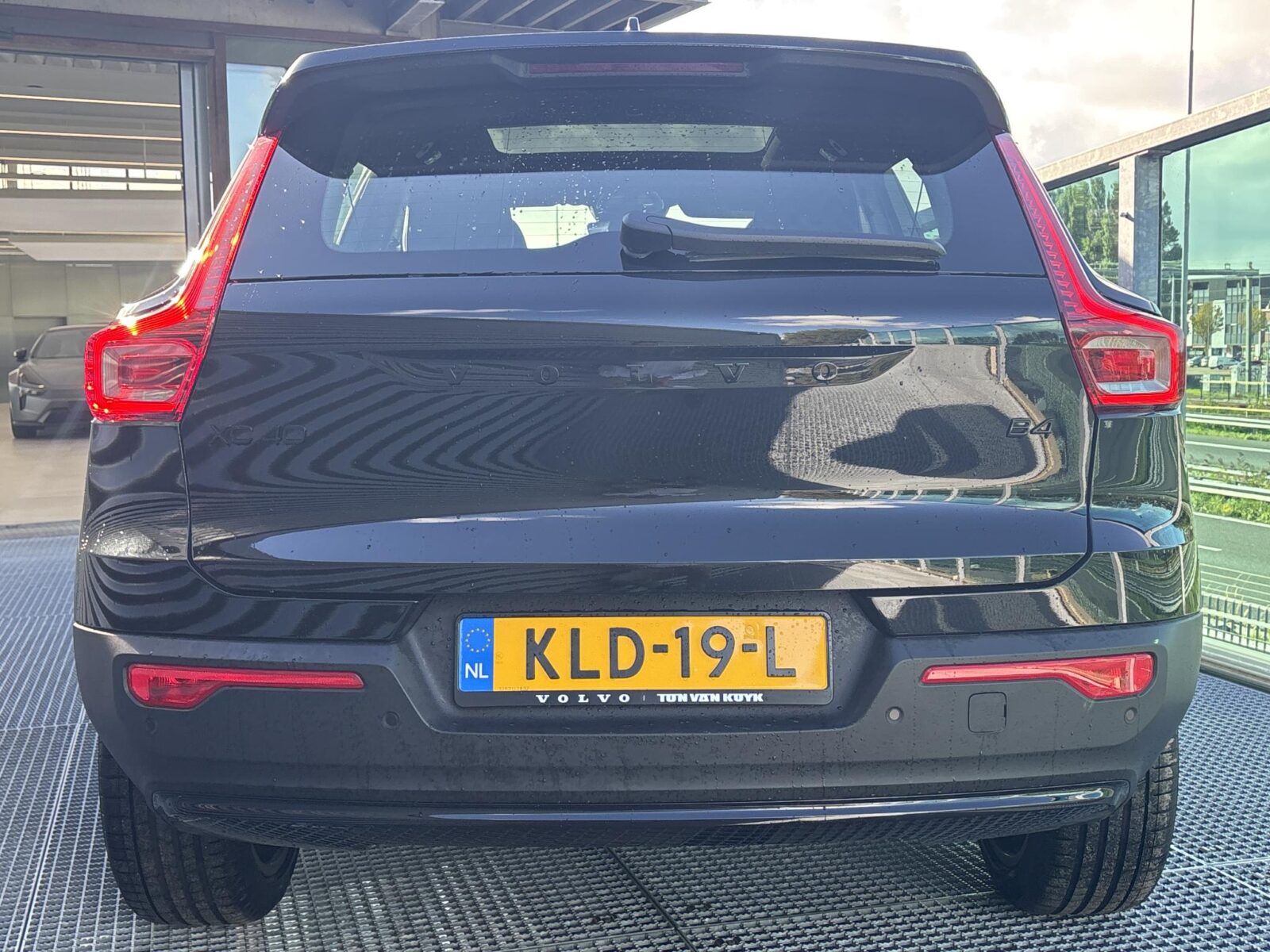 Volvo XC40 - Foto 10