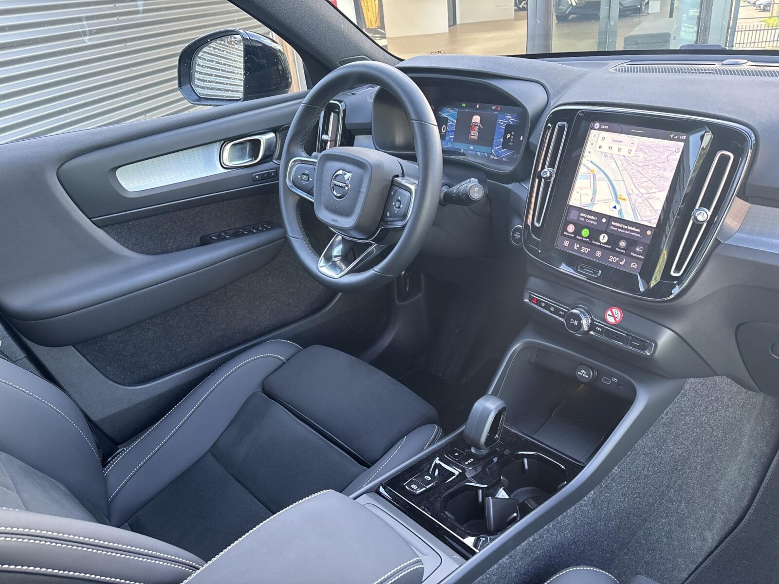 Volvo XC40 - Foto 16