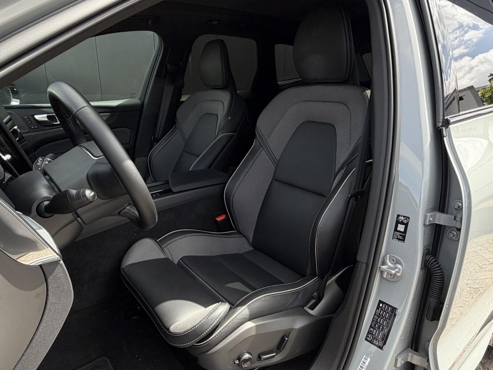 Volvo XC60 - Foto 9