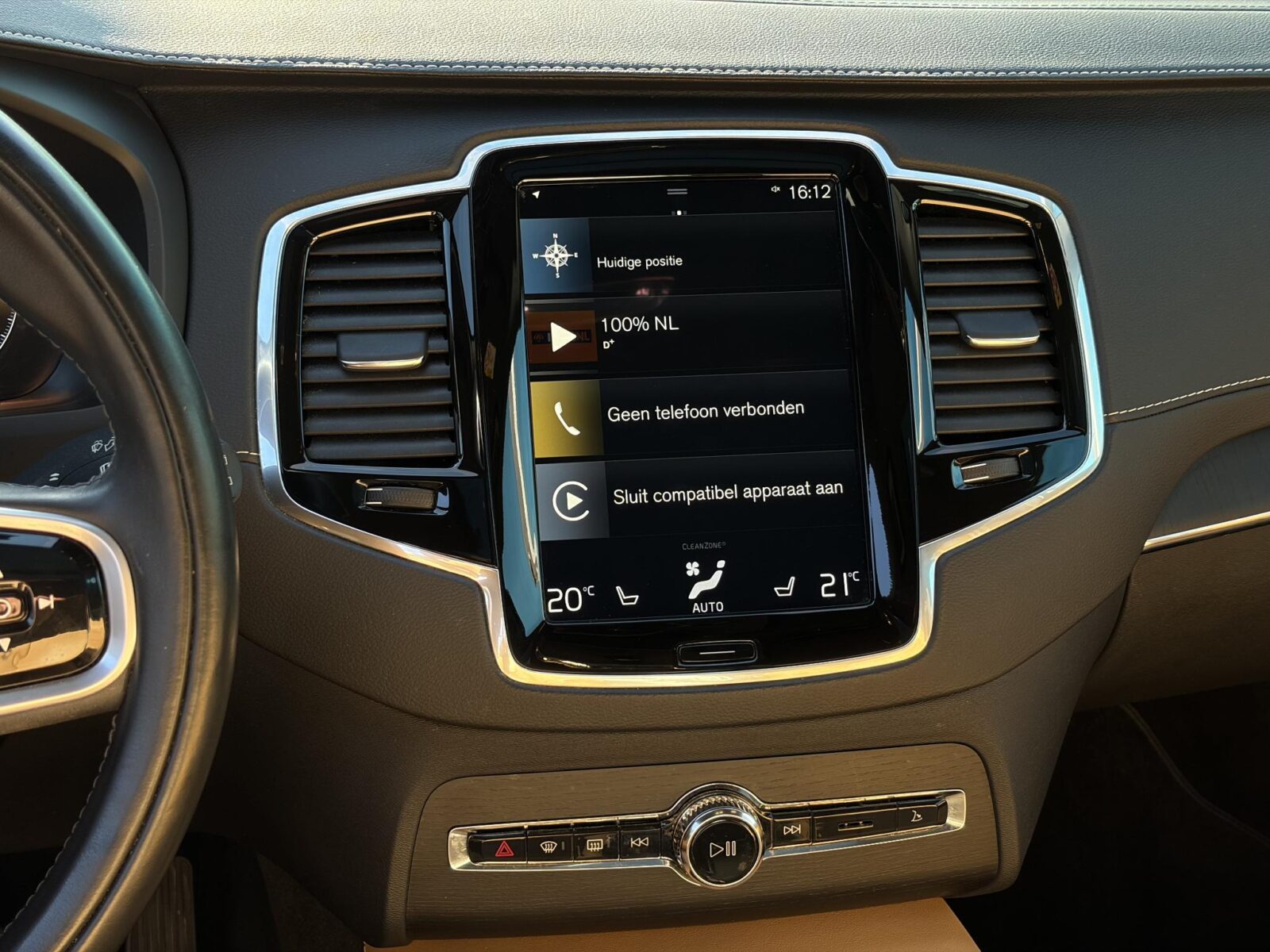 Volvo XC90 - Foto 18
