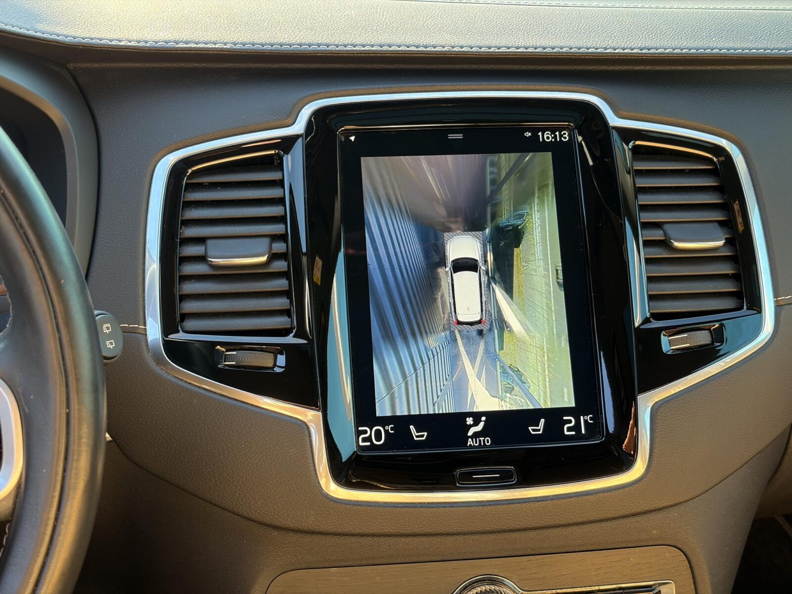 Volvo XC90 - Foto 19