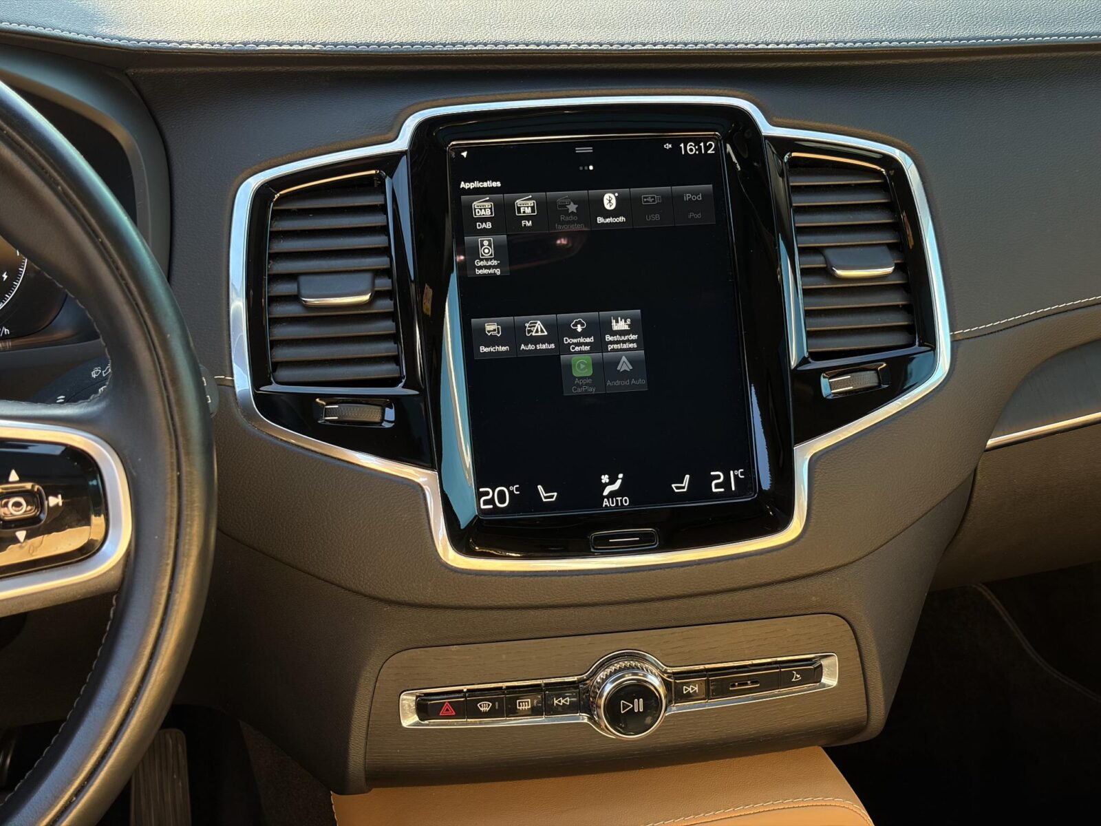 Volvo XC90 - Foto 21