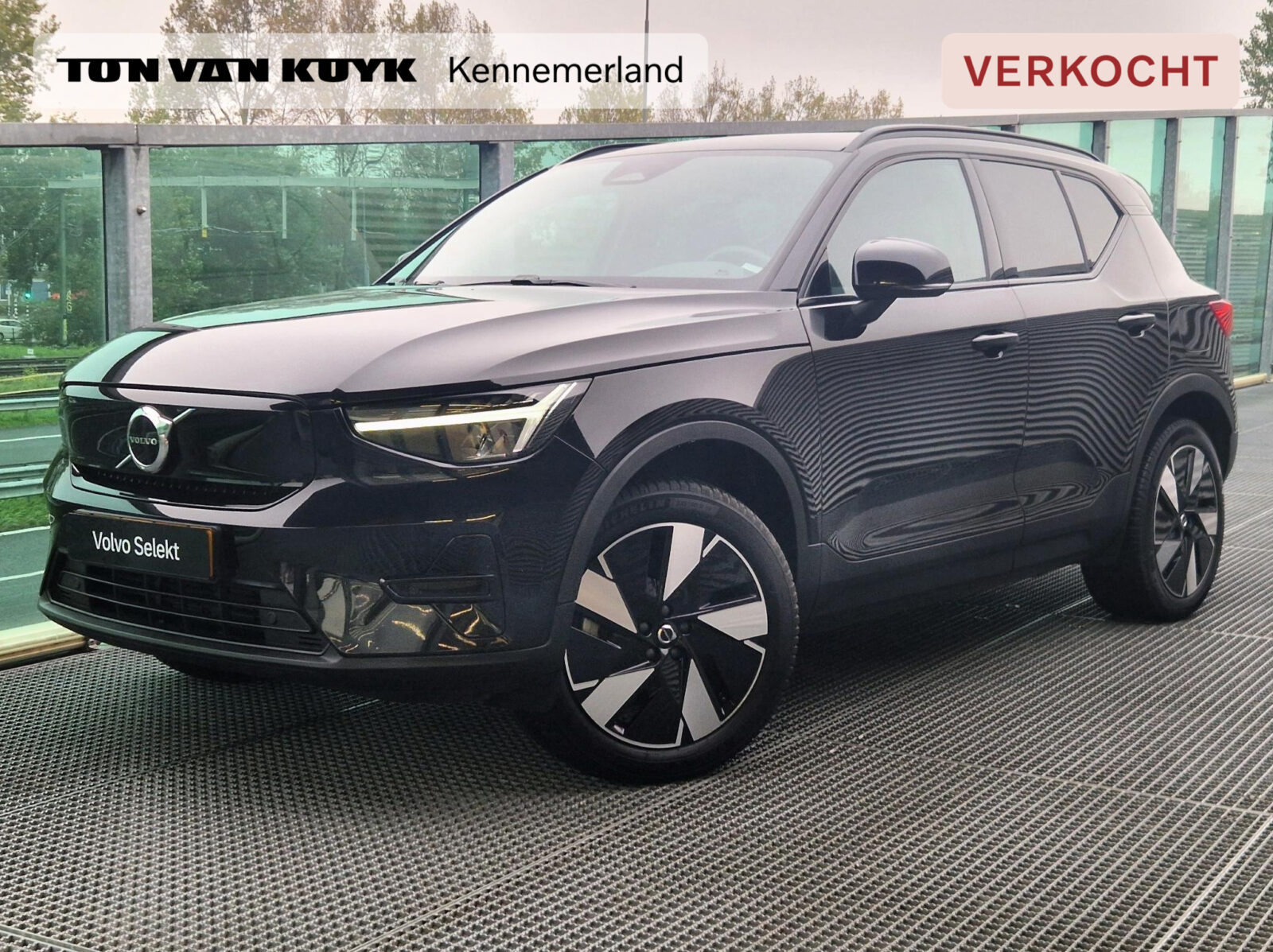 Volvo XC40 - Foto 1