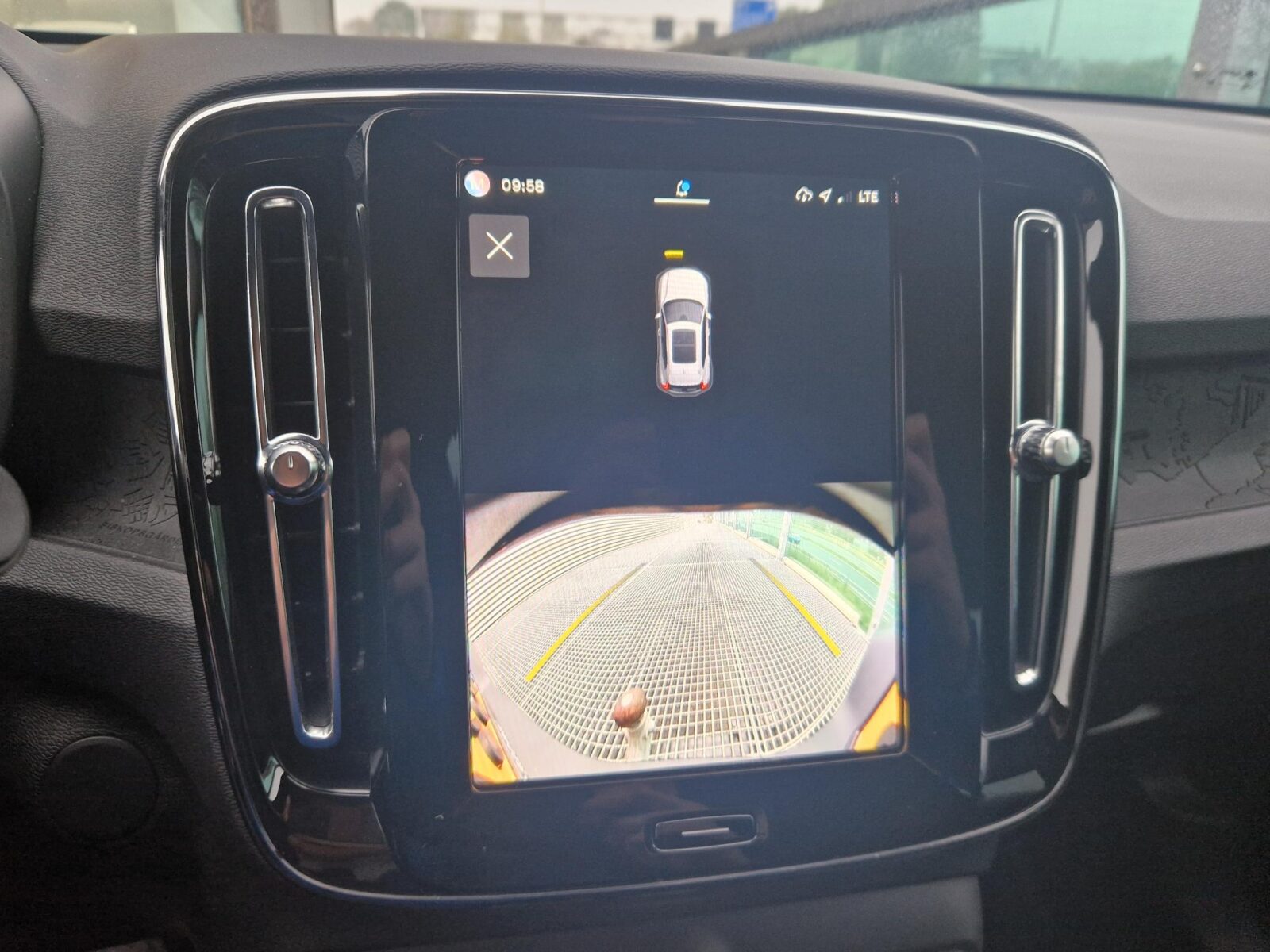 Volvo XC40 - Foto 21