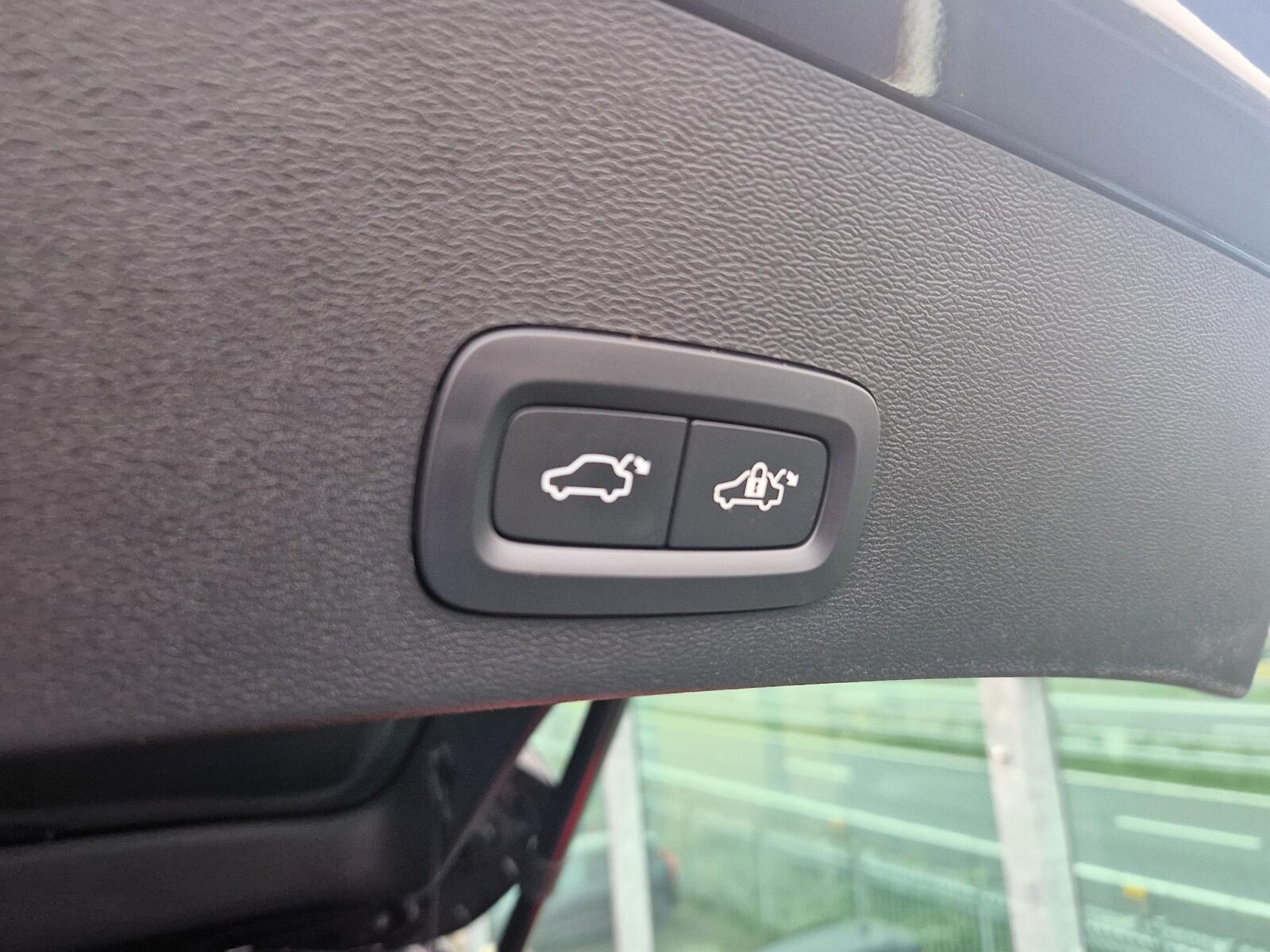 Volvo XC40 - Foto 25