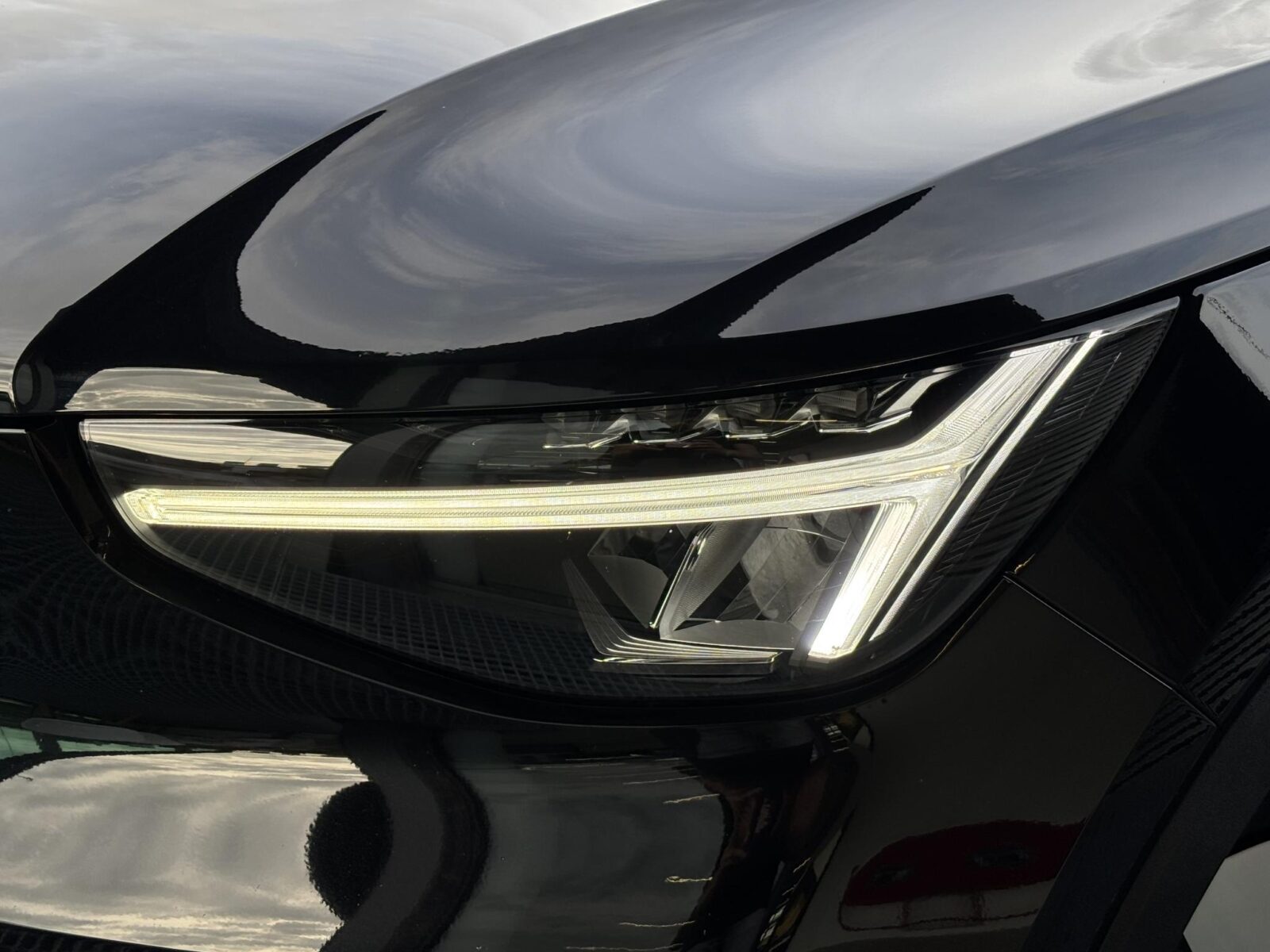 Volvo XC40 - Foto 6