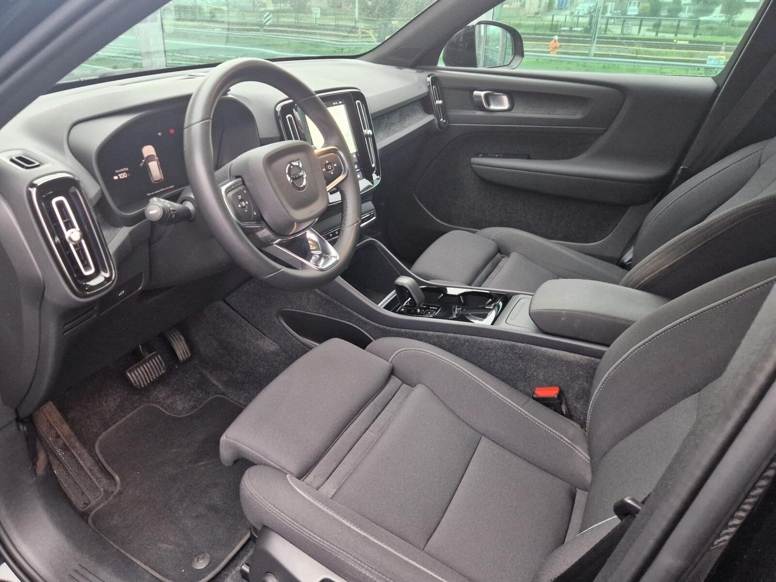 Volvo XC40 - Foto 9
